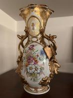 Set van 2 Capodimonte porselein vazen (N Crown), Antiek en Kunst, Ophalen
