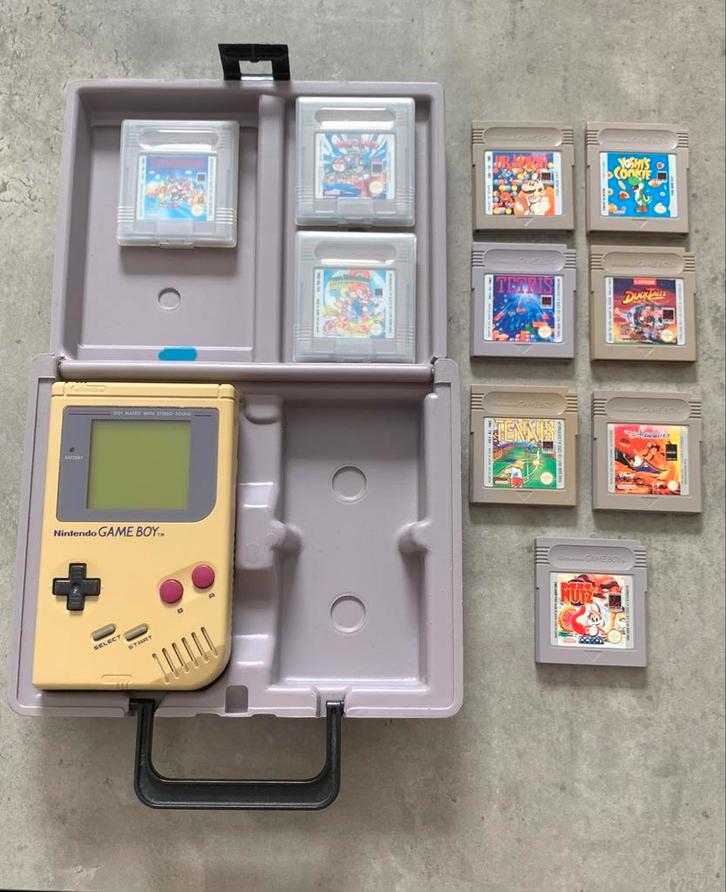 Game Boy-console + 10 games + draagtas, Games en Spelcomputers, Spelcomputers | Nintendo Game Boy, Gebruikt, Game Boy Classic