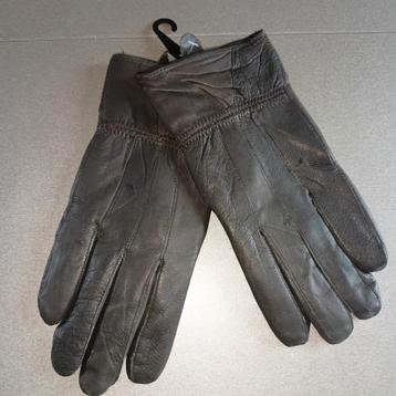 Gants femme  beschikbaar voor biedingen