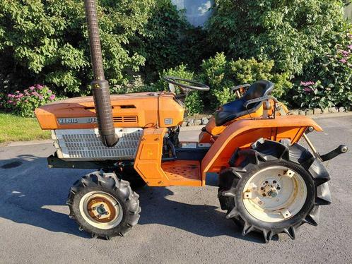 Kubota B1400 Vierwielaangedreven Minitractor, Zakelijke goederen, Machines en Bouw | Tuin, Park en Bosbouw, Overige typen