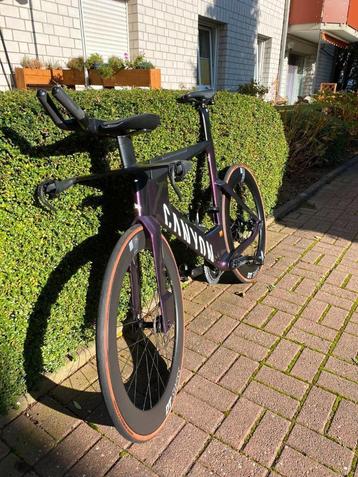 Canyon Speedmax CF SLX8 Sram Force ETAP Pacific Purple L beschikbaar voor biedingen