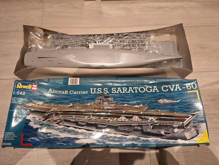 Revell Aircraft Carrier U.S.S. Saratoga CVA-60, Hobby en Vrije tijd, Modelbouw | Boten en Schepen, Revell, Ophalen