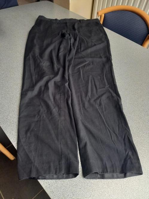 pantalon de costume noir, Vêtements | Hommes, Pantalons, Porté, Taille 52/54 (L), Noir, Enlèvement ou Envoi