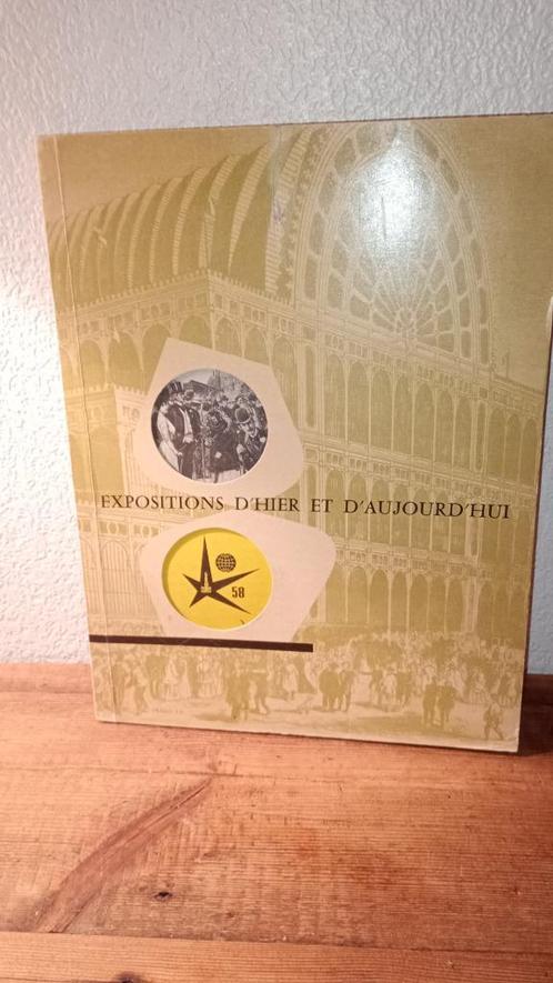 Ancien album de Chromos Expositions Universelles Victoria, Collections, Marques de bière, Utilisé, Autres types, Autres marques