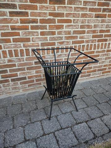 Vuurkorf beschikbaar voor biedingen