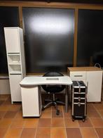 Nageltafel met afzuigsysteem en toebehoren, Ophalen, Zo goed als nieuw