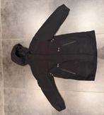 Sportieve, zwarte jas, maat 140, merk Zara, Ophalen of Verzenden, Zo goed als nieuw, Jas