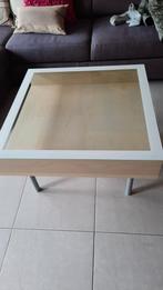 Salontafel met glazen blad. 75cm op 75cm., Huis en Inrichting, Ophalen, Gebruikt
