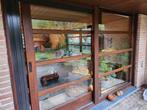 Fenêtre coulissante en bois avec moustiquaire plissée, Bricolage & Construction, Comme neuf, Enlèvement ou Envoi