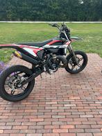 Maniakaal onderhouden Beta rr50 2023, Fietsen en Brommers, Brommers | Crossbrommers, Ophalen, 6 versnellingen, Zo goed als nieuw