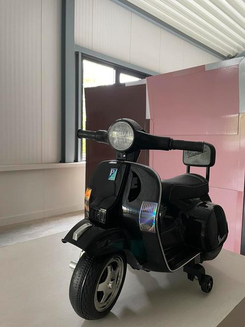 Vespa GTS Mini | elektrische kindermotor 6V, Kinderen en Baby's, Speelgoed | Buiten | Accuvoertuigen, Zo goed als nieuw, Ophalen