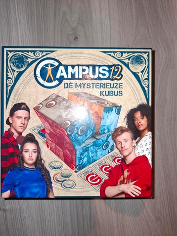 Campus 12 spel. Se mysterieuze kubus  disponible aux enchères