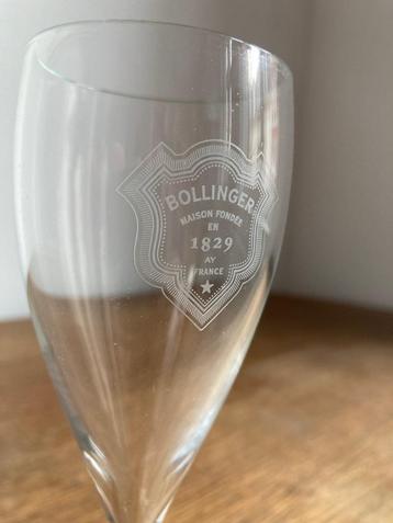 Coupe à champagne Bollinger - 9 pièces - 150€