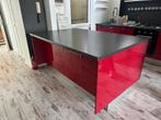 Îlot de cuisine Ikea 184 x 122 cm rouge brillant, Articles professionnels, Aménagement de Bureau & Magasin | Mobilier de bureau & Aménagement