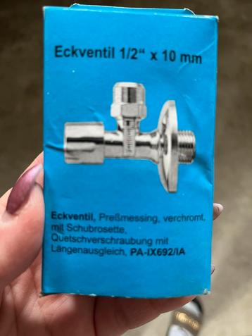 Hoekregelkraan beschikbaar voor biedingen