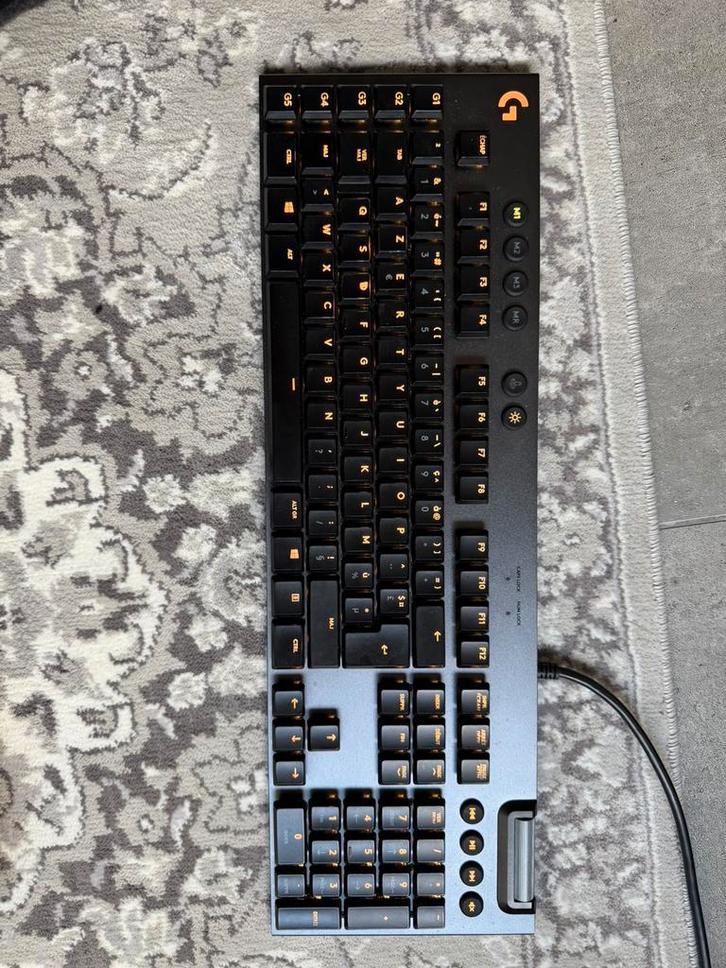 RGB Gaming toetsenbord Logitech G815 AZERTY, Informatique & Logiciels, Claviers, Utilisé, Azerty, Filaire, Clavier gamer, Touches multimédia
