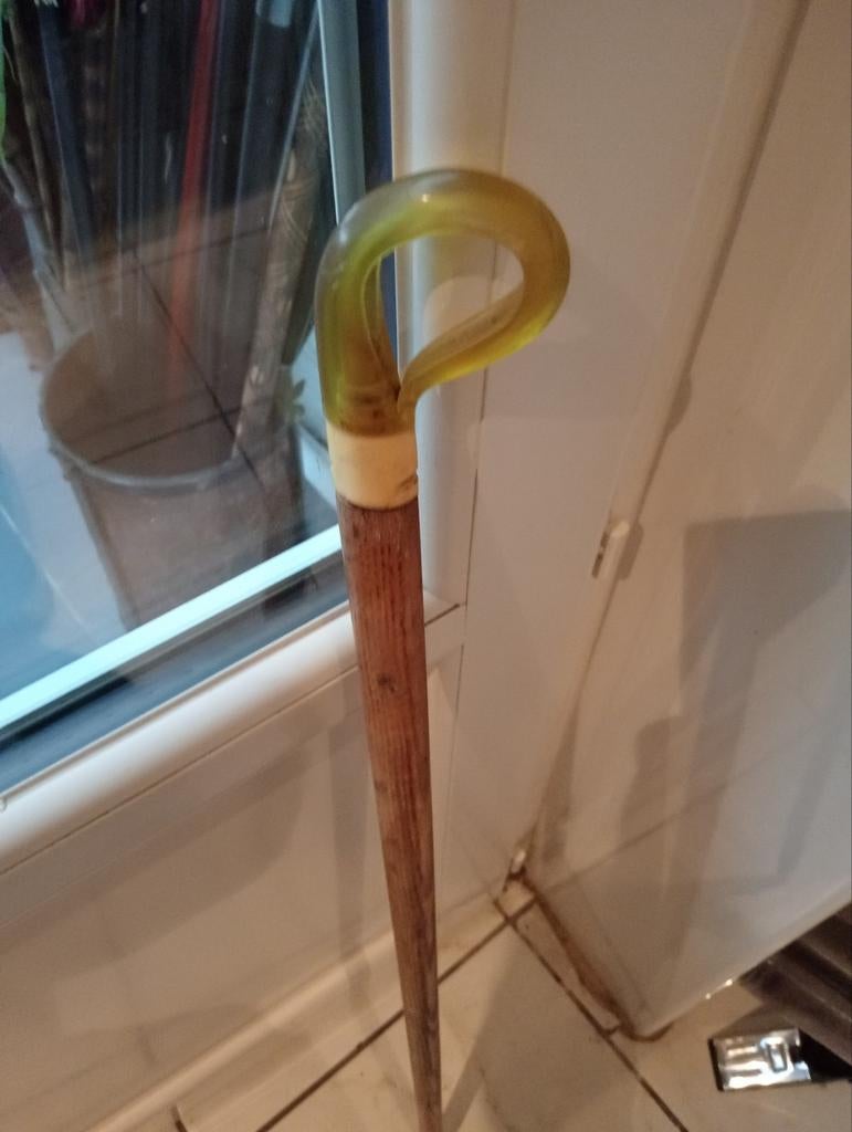 Canne pommeau plastique ancien, Collections, Collections Autre, Utilisé, Enlèvement ou Envoi