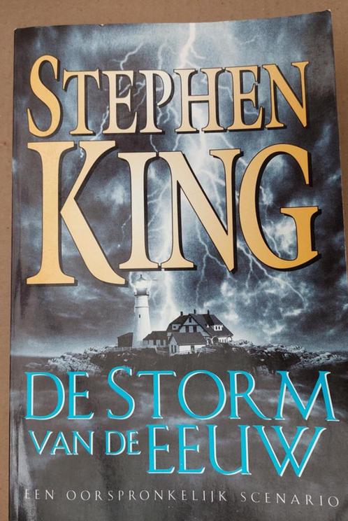 STEPHEN KING DE STORM VAN DE EEUW, Livres, Thrillers, Comme neuf, Belgique, Enlèvement ou Envoi