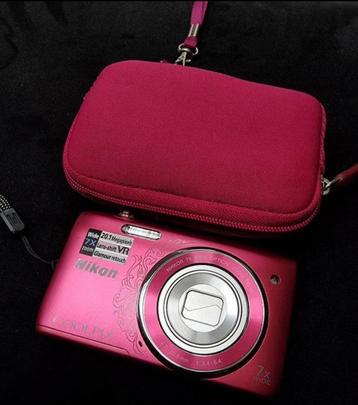Nikon Coolpix S3500 Y2K (limited edition) beschikbaar voor biedingen
