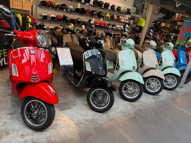 Promotion Vespa primavera et gts 125 et 310 FINA POSSIBLE, Vélos & Vélomoteurs, Scooters | Vespa, Comme neuf, Enlèvement ou Envoi