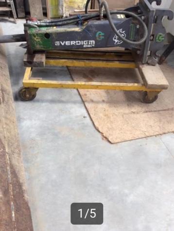 Hydraulische hamer Vetamatec cw10 beschikbaar voor biedingen