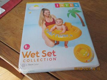 Bouée pour bébé. beschikbaar voor biedingen