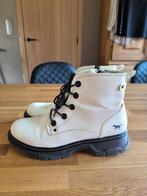 Witte lak lederen winter laarzen Mustang.  Mt 40, Kleding | Dames, Wit, Lage of Enkellaarzen, Ophalen of Verzenden, Zo goed als nieuw