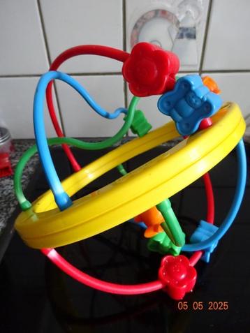 fisher price, grote gele kralen bal **Vintage* beschikbaar voor biedingen