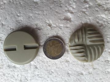 knoppen 40 mm lichtgroen mat verloop 2 gaten B40182 beschikbaar voor biedingen