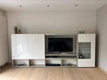 TV-meubel / wandkast Gaverzicht beschikbaar voor biedingen