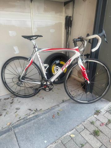 PINARELLO FP7 full carbone  beschikbaar voor biedingen