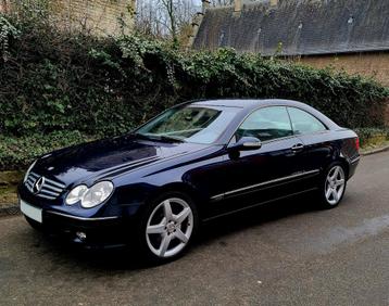 Mercedes CLK 320 Elegance Automaat, Auto's, 4 zetels, Achterwielaandrijving, Blauw, Bedrijf