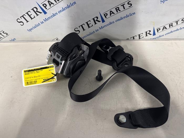 Veiligheidsgordel rechts-voor van een Mercedes Vito, Auto-onderdelen, Interieur en Bekleding, Mercedes-Benz, Gebruikt, 3 maanden garantie