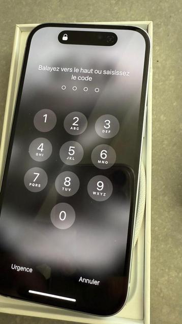 iPhone 15  beschikbaar voor biedingen