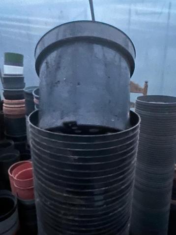 Kweekpotten 7,5 liter (2e keus) beschikbaar voor biedingen