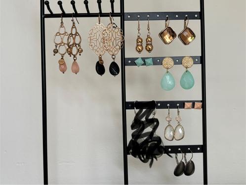 Verschillende oorbellen tussen 1,5 - 4€!, Handtassen en Accessoires, Oorbellen, Zo goed als nieuw, Hangers, Ophalen of Verzenden