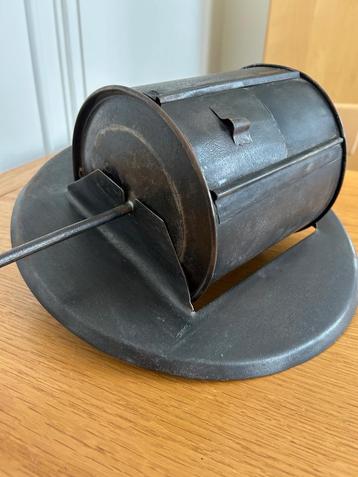 Antieke koffiebrander, Enlèvement