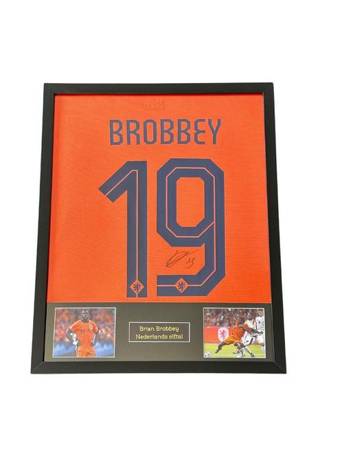 Brian Brobbey gesigneerd Nederlands elftal thuisshirt, Verzamelen, Sportartikelen en Voetbal, Zo goed als nieuw, Shirt, Verzenden