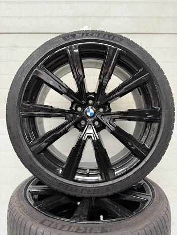 DEMO 22’’ BMW X5 X6 G05 G06 VELGEN ZOMERBANDEN ORIG SET TPMS beschikbaar voor biedingen