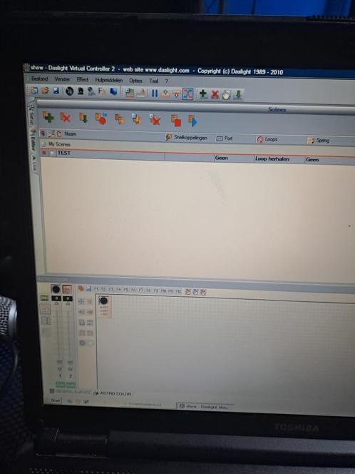 Oude laptop + Daslight 2 Controller, Muziek en Instrumenten, Licht en Laser, Gebruikt, Licht, Ophalen
