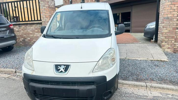 Peugeot Partner 1.6HDi*2012*Euro5*48.000km* 1er Main, Auto's, Bestelwagens en Lichte vracht, Bedrijf, Peugeot, Diesel, Euro 5