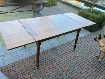 uitschuifbare eettafel  beschikbaar voor biedingen