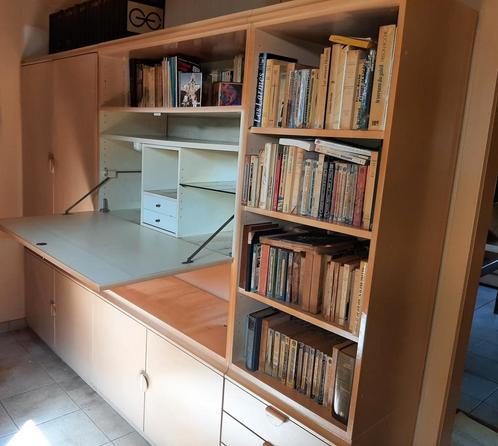 Wandkast - op te knappen en te schilderen!, Huis en Inrichting, Kasten | Wandmeubels, Gebruikt, 150 tot 200 cm, 200 tot 250 cm