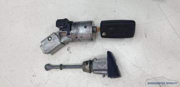 Contactslot sleutel deurslot Peugeot 207 59395J01 cilinder o beschikbaar voor biedingen