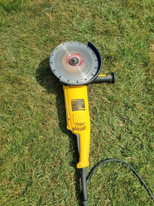 Dewalt D28432C, Doe-het-zelf en Bouw, Gereedschap | Slijpmachines, Gebruikt, Haakse handslijpmachine, 1000 watt of meer, Ophalen of Verzenden