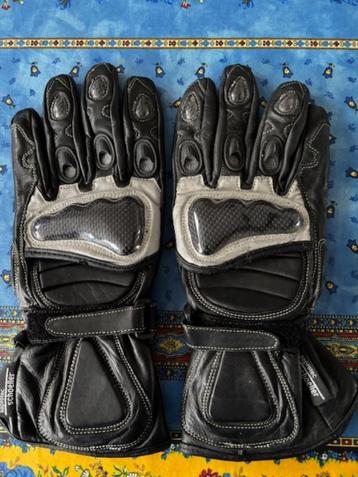 Gants de moto S-Line taille 9 1/2 à 5 € disponible aux enchères