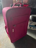 Roze reiskoffer, Handtassen en Accessoires, Koffers, Ophalen, Wieltjes, Gebruikt, 70 cm of meer