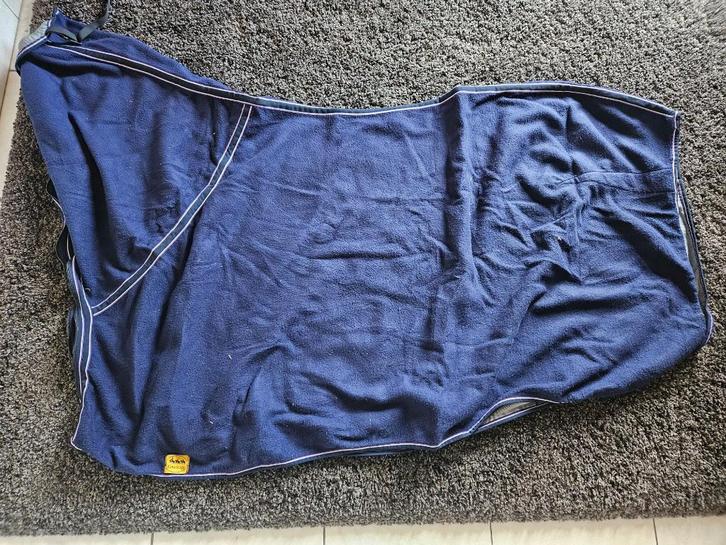 GRATIS: zweetdeken met nek, maat 125, Kalvalkade, Dieren en Toebehoren, Paarden en Pony's | Dekens en Dekjes, Gebruikt, Deken