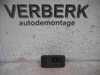 PORTIERGREEP BINNEN LINKS ACHTER Opel Frontera (6B), Auto-onderdelen, Gebruikt, Links, Opel