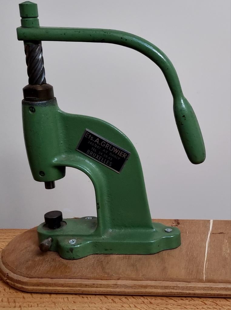 Pers voor leder en textiel, vintage, Ophalen